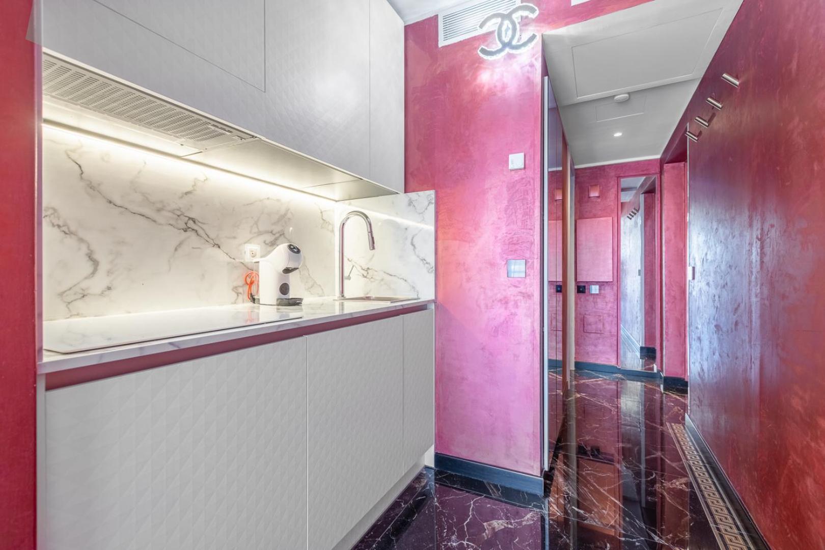Luxury Studio Renovated 2024 With Free Parking Beausoleil Exterior foto